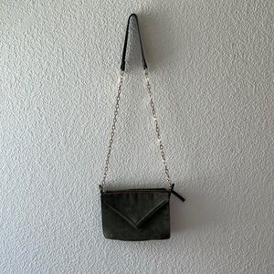 Zara crossbody purse with gold chain